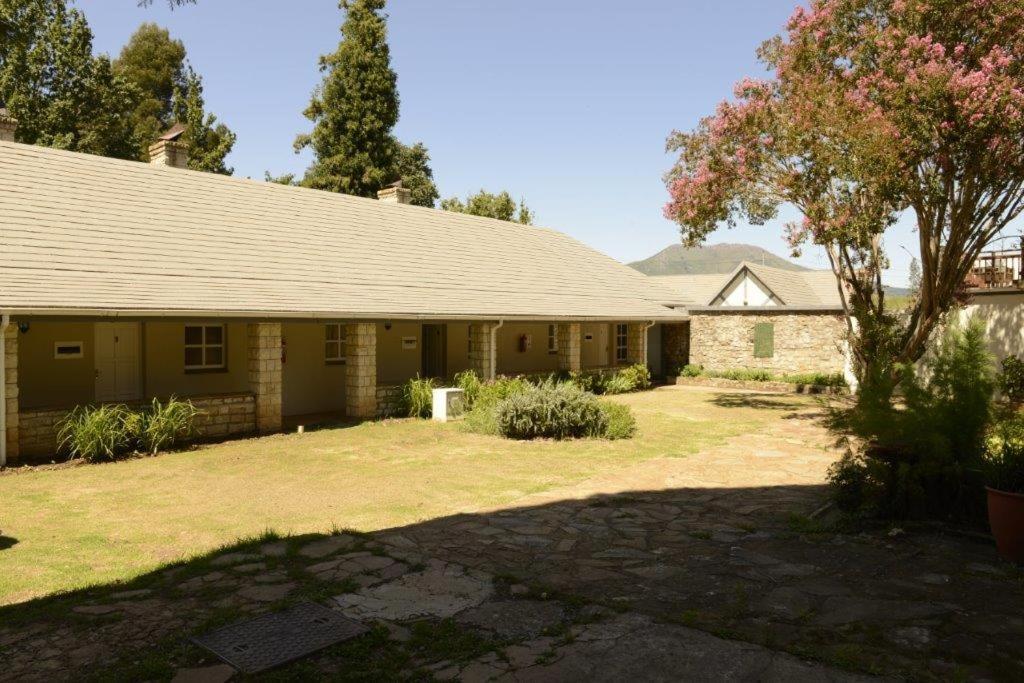 The Hogsback Inn ภายนอก รูปภาพ